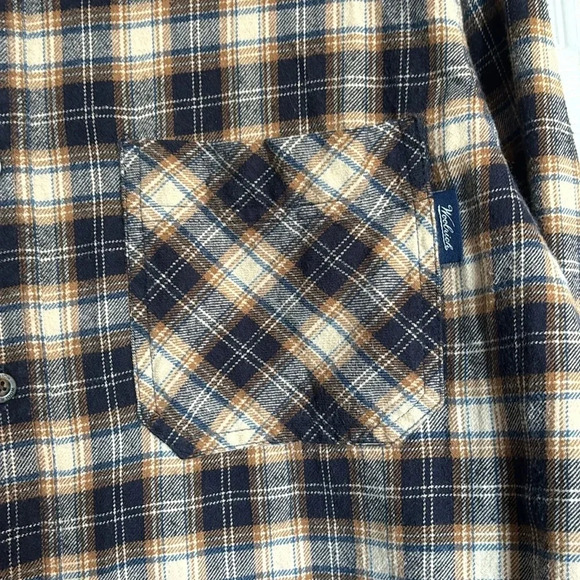 Woolrich men’s blue and tan button down flannel shirt size medium - Picture 3 of 8